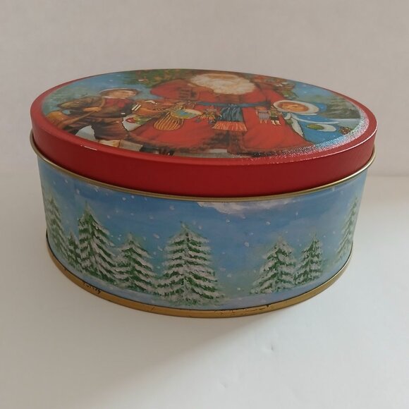 Christmas tin Victorian Scene - Picture 2 of 3